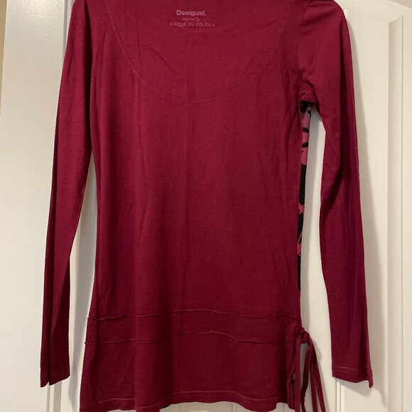 Desigual long sleeves top inspired by Circ du Soleil - Picture 2 of 4